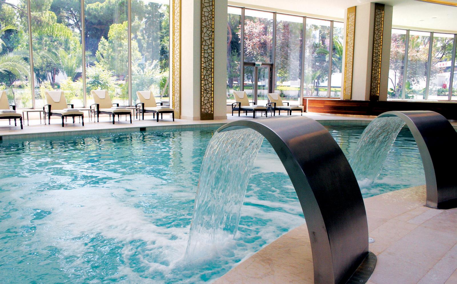 Swiss Executive Oda Deniz Manzaralı görsel 2